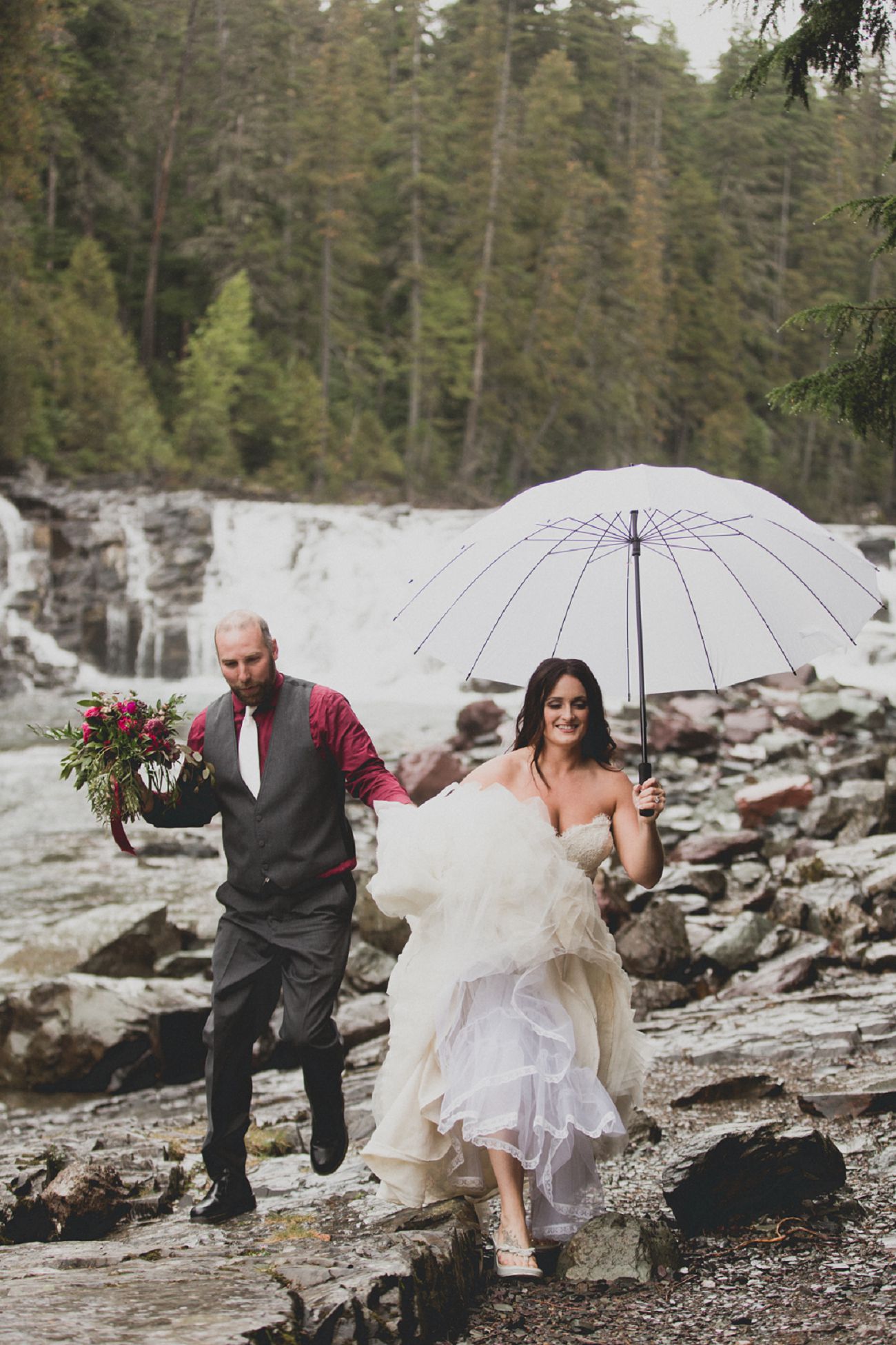 Glacier Park Wedding Photographer | A Rustic Glam Montana Wedding ...